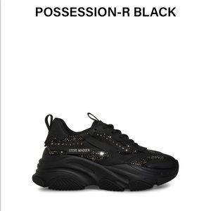 BRAND NEW IN BOX WITH PACKAGING!! NEVER WORN STEVE MADDEN POSSESSION-R IN BLACK